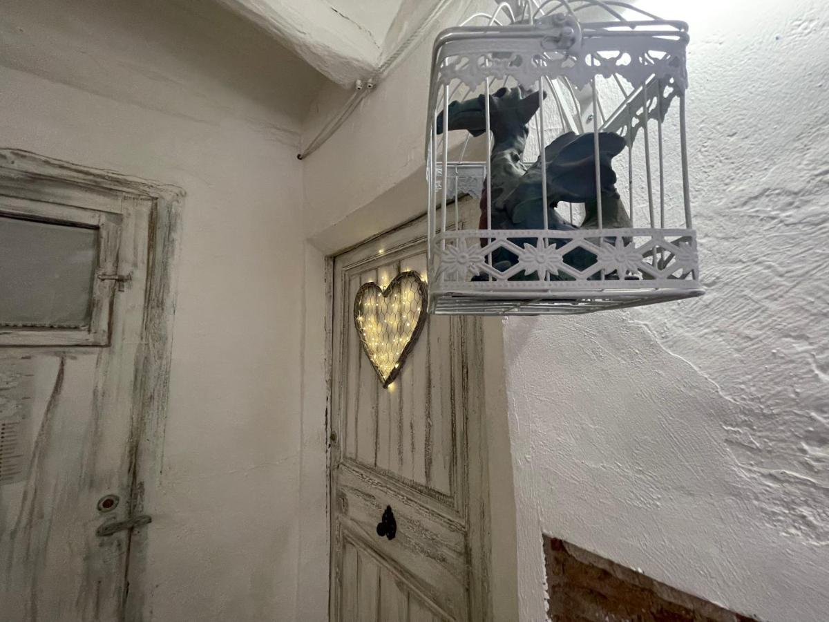 El Secret De La Llegenda El Drac Apartment Vilaverd Ngoại thất bức ảnh