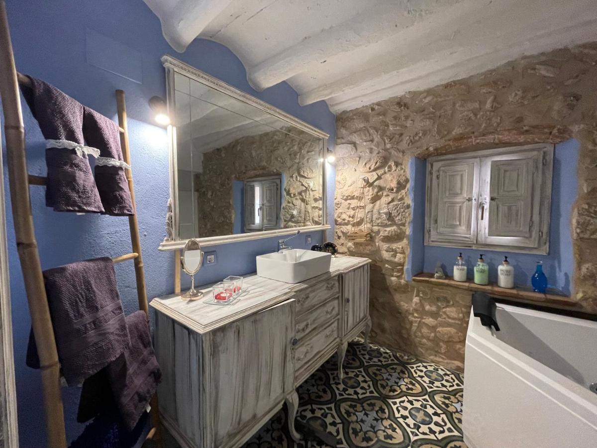 El Secret De La Llegenda El Drac Apartment Vilaverd Ngoại thất bức ảnh